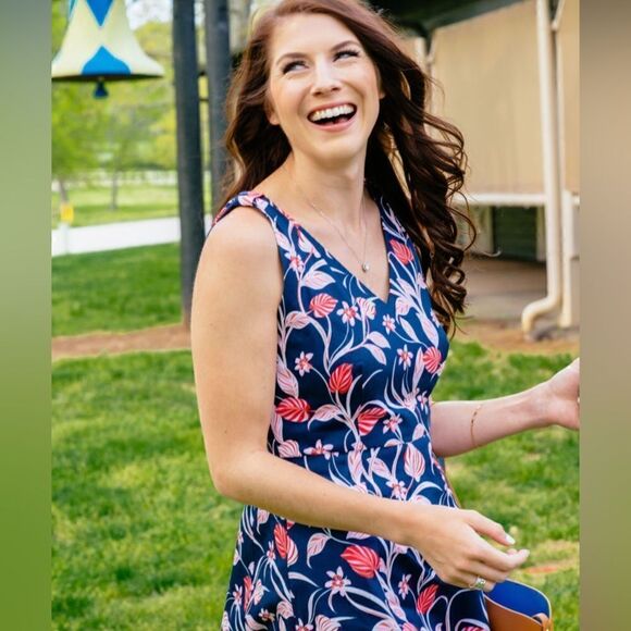 Draper James Love Circle Dress V-Neck A-line Navy Red and Pink Floral - Picture 5 of 16